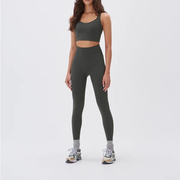 NWT Adanola Ultimate Leggings - Dark Olive - Picture 2 of 5